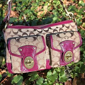 Coach Legacy Signature C Black Leather Double Turnlock Y2K Shoulder Bag 12869